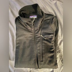 Patagonia Quarter Zip Long Sleeve Black Medium